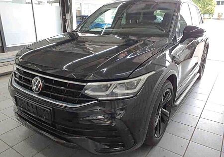VW Tiguan Volkswagen R-Line2.0TDI DSG Matrix Navi SHZ ACC AHK