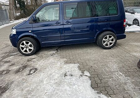 VW T5 Transporter Volkswagen T5 Multivan Atlantis