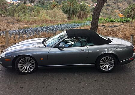 Jaguar XK8