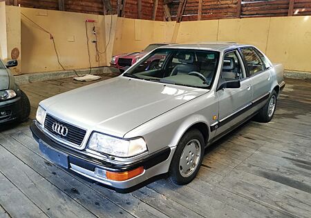 Audi V8 3,6l 1.Hd lückenl. Scheckheft, nur 140196km