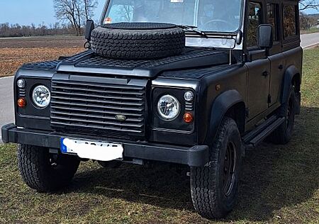 Land Rover Defender 110 Td5 Station Wagon S S