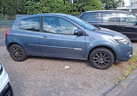 Renault Clio Dynamique 1.2 16V 75 Eco2 Dynamique