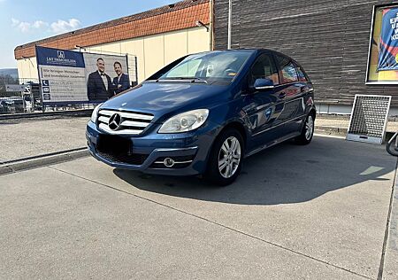 Mercedes-Benz B 150 - Nur 98.000 km Top Zustand