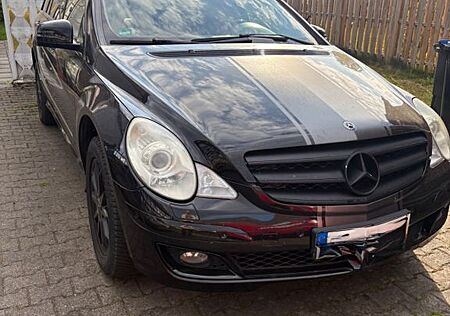 Mercedes-Benz R 500 4MATIC langer Radstand -
