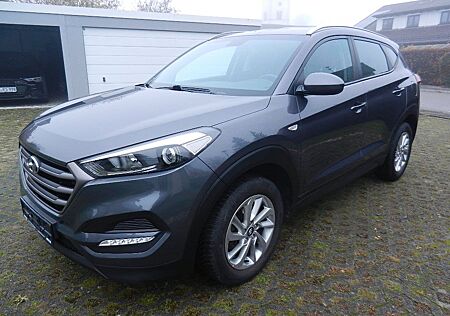 Hyundai Tucson blue Classic 2WD Navi PDC-Kamera Sitzheiz