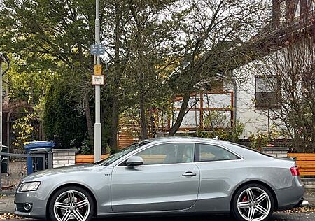 Audi A5 3.2 FSI multitronic -