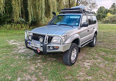 Toyota Land Cruiser 3.0 D-4D Automatik -