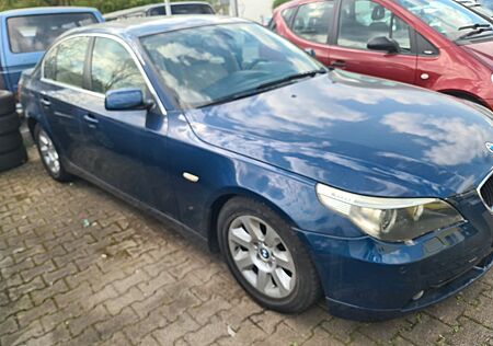BMW 525i Automatik klima tempomat xenon pdc
