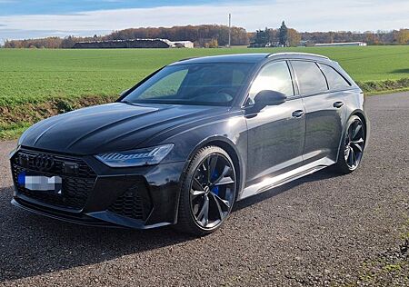 Audi RS6 4.0 TFSI tiptr. quattro - *305 km/h | Laser*