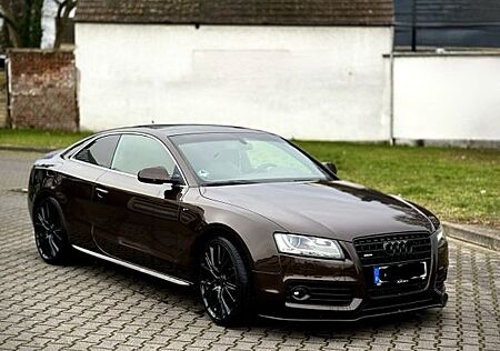 Audi A5 2.0 TFSI quattro - TOP!! Kein Öl verbraucht