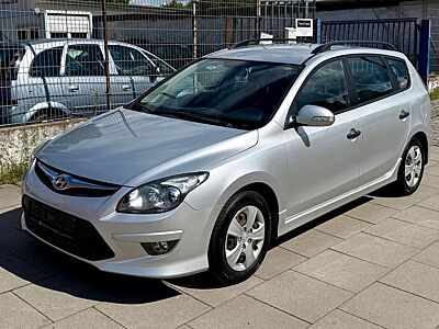 Hyundai i30 CW 1.6 CRDi 66 kW Edition20 * TÜV NEU