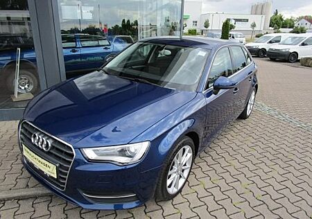 Audi A3 Sportback Ambiente 1.4 TFSI 90kW*NAVI*XENON*