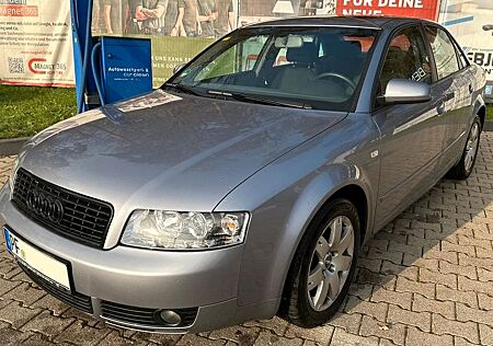 Audi A4 B6 Limo 1.6l 102PS Bj. 2004 mit nur 99000km!