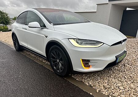 Tesla Model X 100D - Free Supercharger, CCS