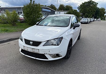 Seat Ibiza SC Reference Salsa