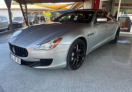 Maserati Quattroporte Kamera Glasdach Business-Paket