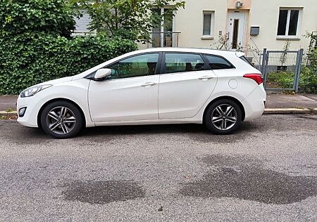 Hyundai i30 i30CW 1.6 CRDi
