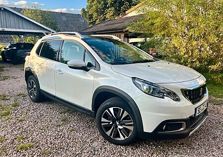 Peugeot 2008 Panorama 131PS SHZ Kamera