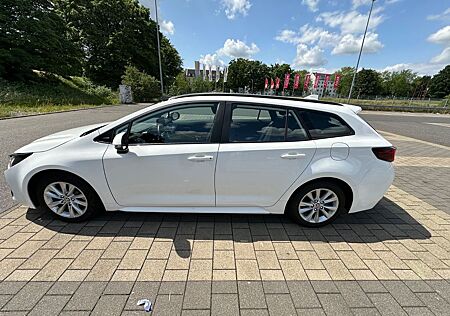 Toyota Corolla 1,8 Hybrid Business Edition Touring ...