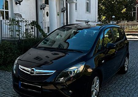 Opel Zafira Tourer 1.6 CNG HU 05/2027