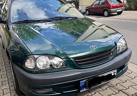 Toyota Avensis 1.8 Linea Sol linea sol