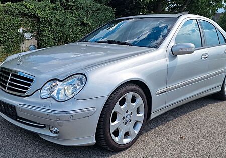 Mercedes-Benz C 200 KOMPRESSOR AVANTGARDE