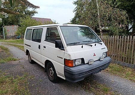 Mitsubishi L300 Opel Combo Diesel Ford Mondeo Diesel