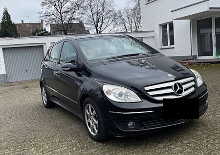 Mercedes-Benz B 170 -