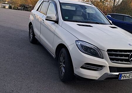 Mercedes-Benz ML 250 BlueTEC 4MATIC -