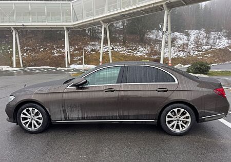 Mercedes-Benz E 250 Autom. -