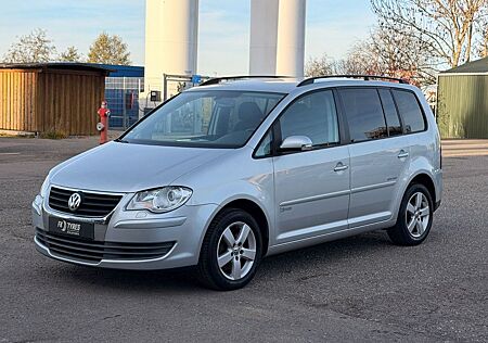 VW Touran Volkswagen United *Automatik* / 7 Sitzer / AHK /