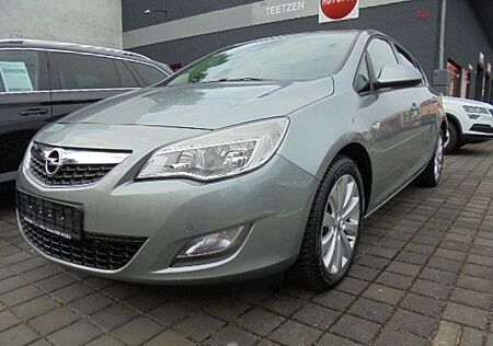 Opel Astra J Lim. 5-trg. Design Edition