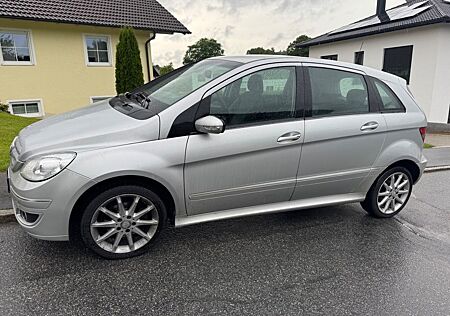 Mercedes-Benz B 200 B -Klasse