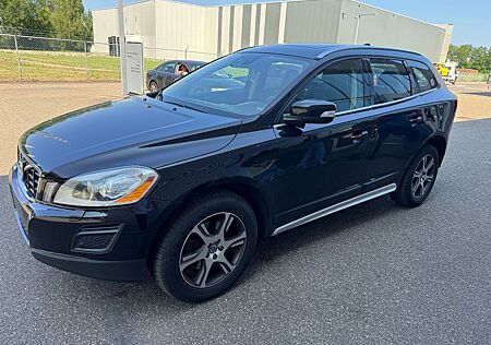 Volvo XC 60 Summum Aut,Leder Klima Navi Kamera Alus E5