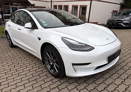 Tesla Model 3 Long Range Dual AWD*Pano*Unfallfrei*FSD