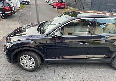 VW T-Roc Volkswagen 1.0 TSI -TÜV neu, Reifen neu, Insp neu