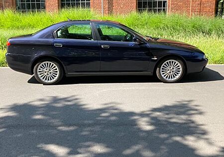 Alfa Romeo 166 3.0 V6 24V Progression