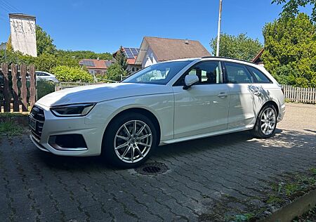 Audi A4 Avant 40 TDI Quat. S tronic advanced AHK, TÜV