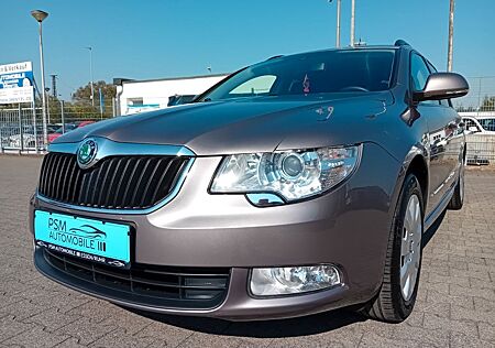 Skoda Superb Combi Klimaautomatik PDC AHK Garantie