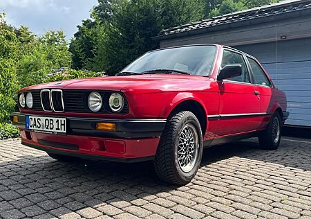BMW 316i E30 Kat Oldtimer, absoluter Hingucker