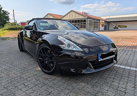 Nissan 370Z 3.7 V6 Roadster Pack Navi, Leder, Xenon