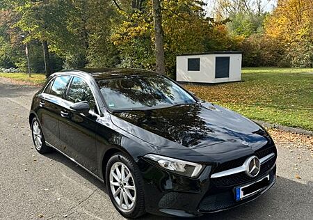 Mercedes-Benz A 200 gebraucht kaufen Mercedes-Benz A 200 - 7G-DCT Progressive
