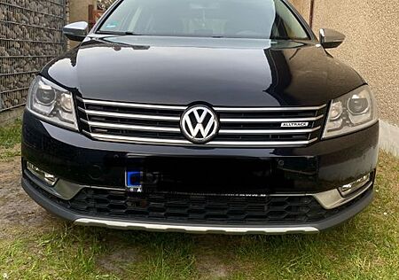 VW Passat Alltrack Volkswagen 2.0 TSI DSG 4MOTION Alltrack...