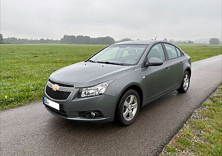 Chevrolet Cruze 1.8 LTZ Benziner LTZ