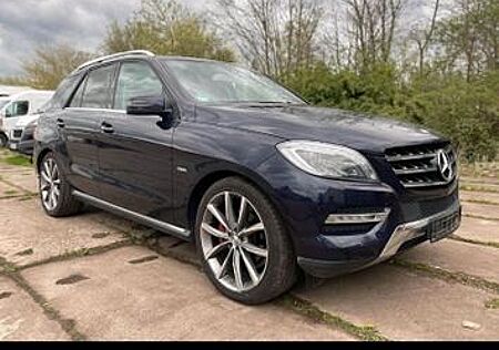 Mercedes-Benz ML 350 BlueTEC 4MATIC -