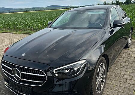 Mercedes-Benz E 220 d Autom. -