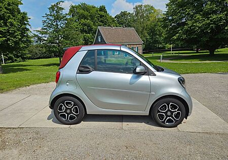 Smart ForTwo Cabrio 90 PS / Prime / Rückfahrkamera