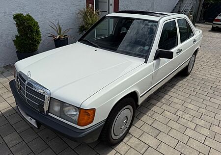 Mercedes-Benz 190 gebraucht kaufen Mercedes-Benz 190 190E Automatik ZV Schiebedach rostfrei