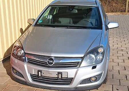 Opel Astra Caravan 2.0 Turbo Cosmo 147kW Cosmo