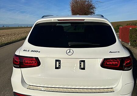 Mercedes-Benz GLC 300 e 4MATIC Autom. -